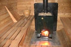 Металлическая печь в бане