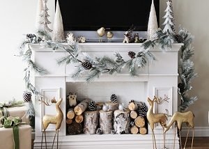 diy-fake-fireplace-for-christmas